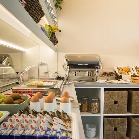 Mika Downtown Otel 4*