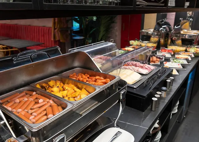 Mika Downtown Hotel 4*