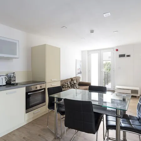 Mika Downtown 4* Budapešť