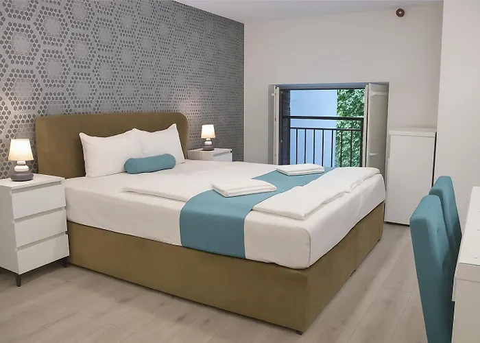 Mika Downtown 4* Будапешт