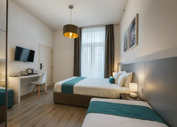 Mika Downtown 4* Будапешт