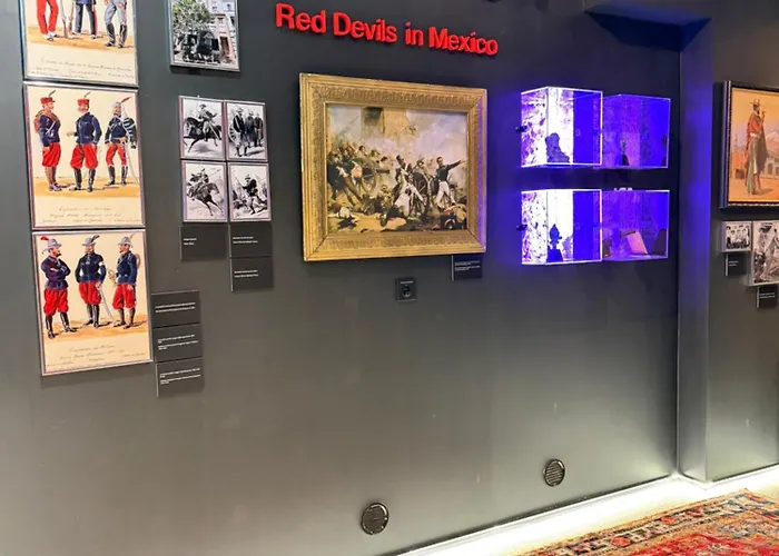 Mika Downtown Отель Будапешт