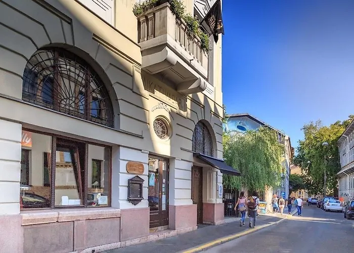 Mika Downtown Будапешт