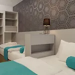 Ξενοδοχείο Mika Downtown 4*