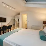 Mika Downtown Ξενοδοχείο 4*