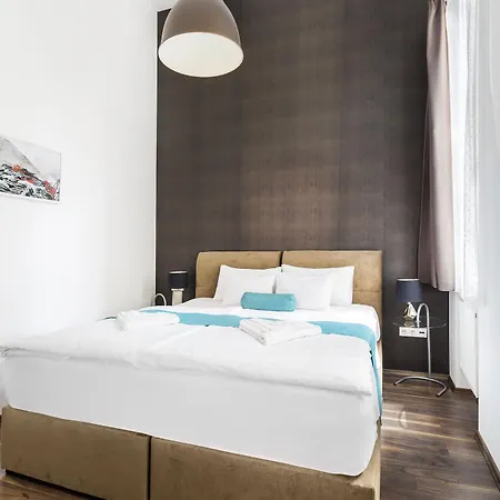 Mika Downtown Hotel 3*