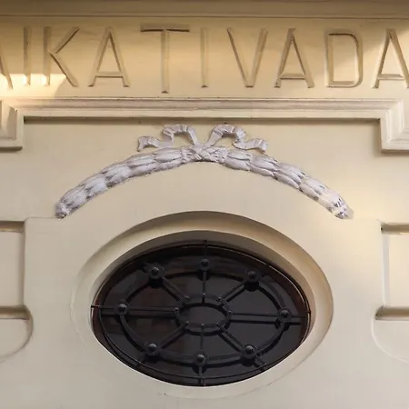 Mika Downtown Hotel 3*