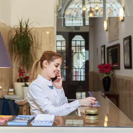 Mika Downtown Hotel