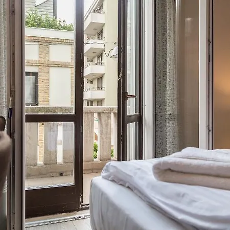 Mika Downtown Hotel 3*